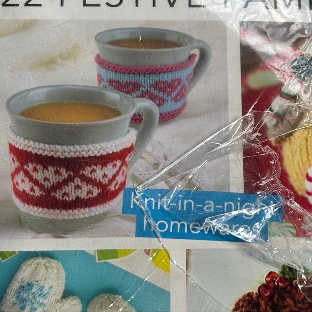 NEW Let’s knit Magazine Holiday Kits Nov/Dec ‘19 UK Patterns Ideas Yarn - Picture 16 of 16